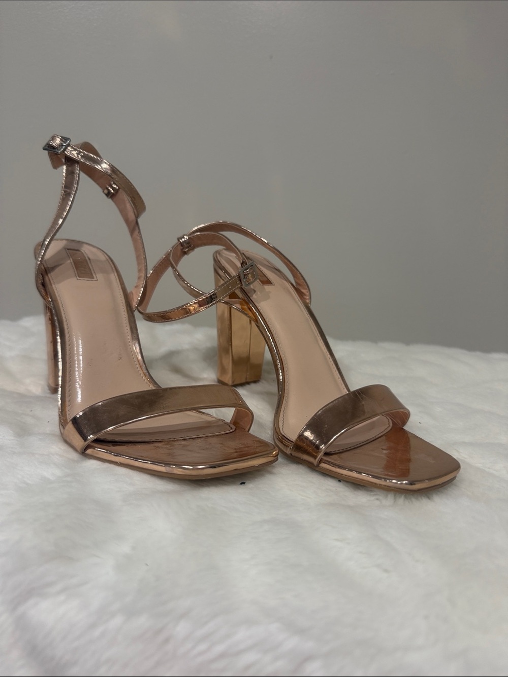 Forever 21 Metallic Rose Gold Strappy Block Heel Sandals
